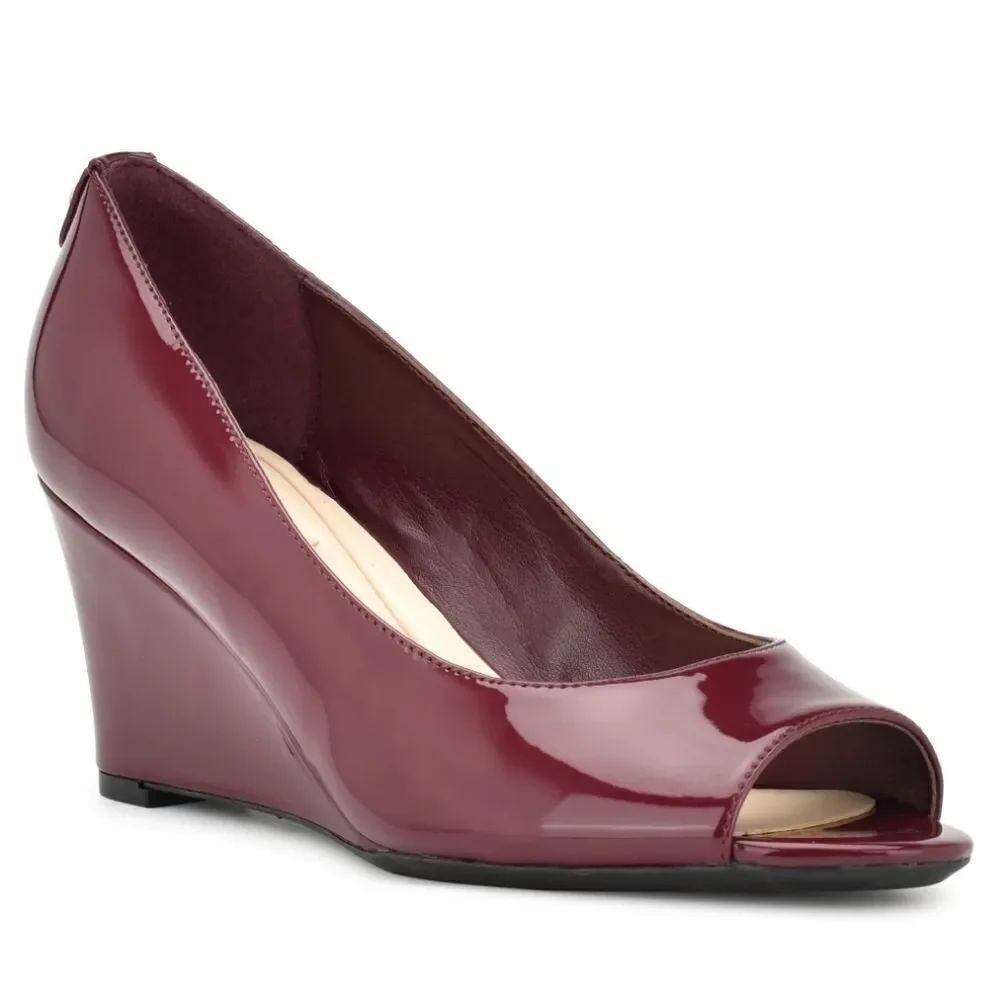 BANDOLINO WOMEN"S WEDGE STYLE PEEP TOE SHOES